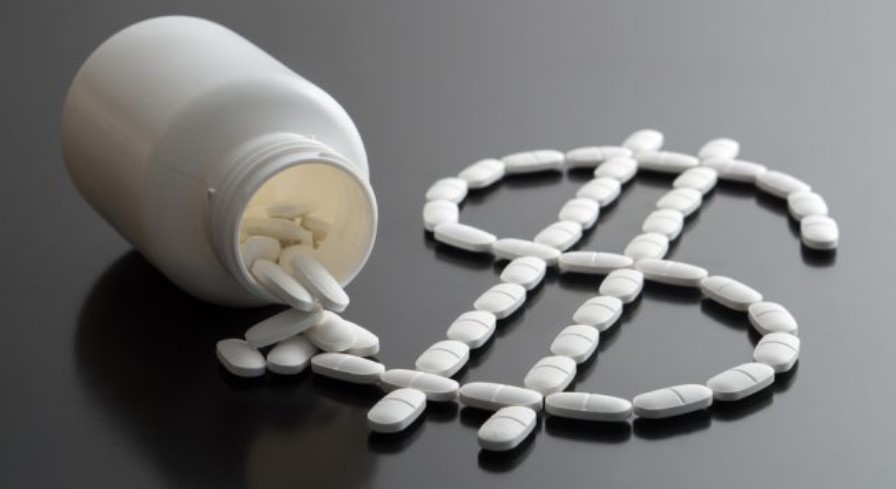 Plano de saúde deve custear medicamento de alto custo contra o Alzheimer, decide Justiça do Ceará