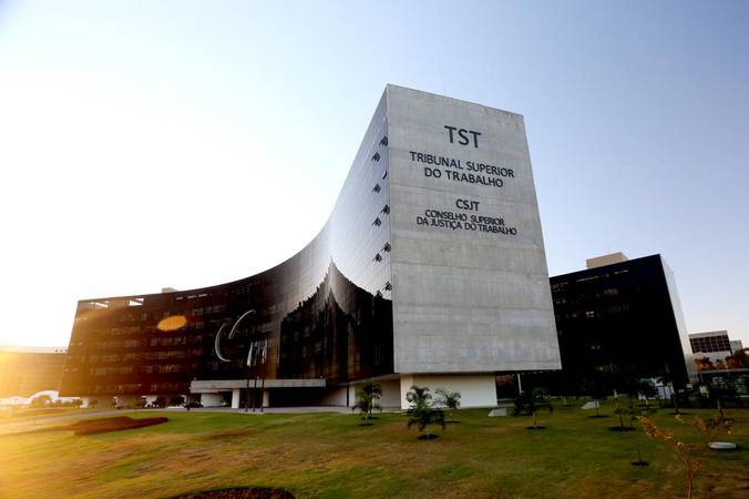 TST define regras para prescrição intercorrente em execução trabalhista